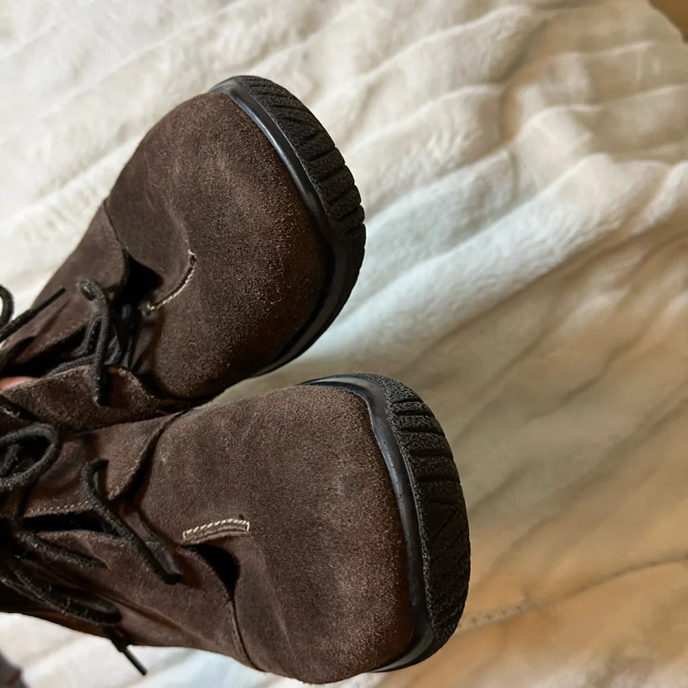 DREW Women’s Krista 8WW Chukka Lace Up Suede Brown Fall Winter Boots Casual City